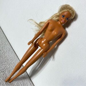 Vintage 1980/90s Mattel Inc Superstar Era Twist & Turn Barbie Fashion Doll